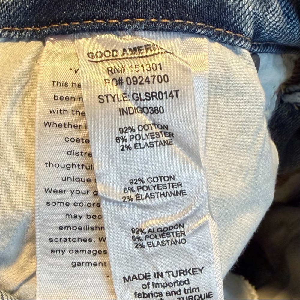 Good American Good Legs Straight Jeans with Western Details 4 27 Light Wash - Picture 11 of 11